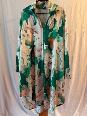 Bold Satin Midi Shirt Dress